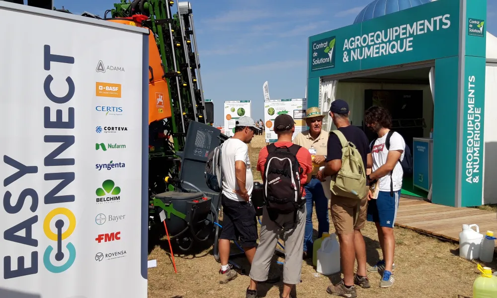 ASCENZA_soutient_le_systeme_Easy_connect_au_salon_INNOVAGRI